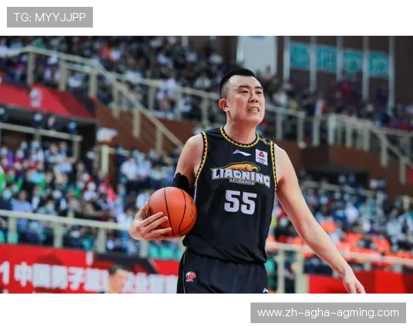 足球场偶遇CBA球员事件回顾